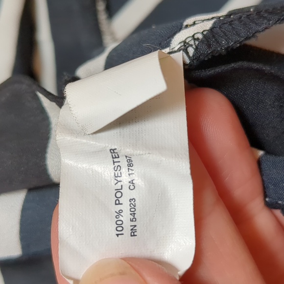 Gap sleeveless peplum striped top - Picture 4 of 4